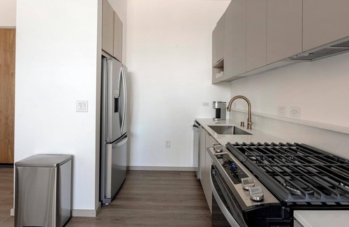 Spring Valley Apartment | Landing | Amazing 1BD, Gym, Pool