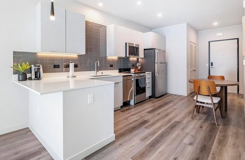 Reno/Tahoe Airport Apartment | Landing | Incredible Studio, Yoga Studio, Pool