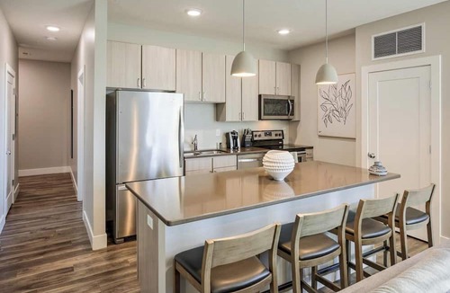Coronado Apartment | Landing | Modern 1BD, Clubhouse, Gym