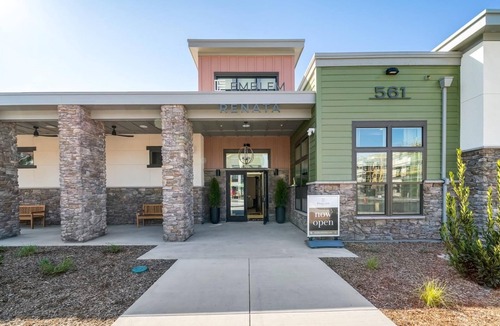 Santa Rosa Apartment | Landing | Stylish 1BD, Gym, Courtyard