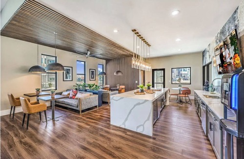 Townsite Apartment | Landing | Stylish 2BD, Rooftop Lounge, Pool