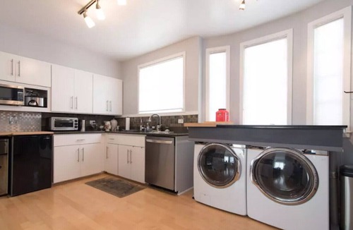 Westwood Park Apartment | Large SF Craftsman Walkable Great for Work/Leisure