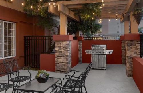 Pleasanton Hotel | Larkspur Landing Extended Stay Suites Pleasanton