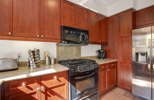 La Quinta Condo | Legacy Villas Near Three Pools. Recently Renovated. 3BR/3BA #111057
