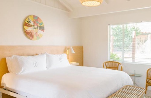 Warm Sands Hotel | Les Cactus