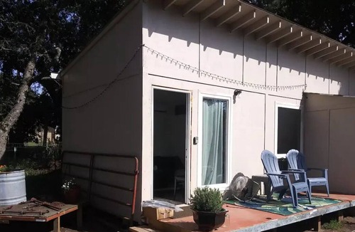 Los Gatos House | Loft tiny house near Valley, Beach, & Wine Tasting