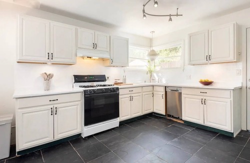 Highland Park House | Los Angeles 2bdr Home with Pool/Hot Tub
