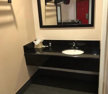 Inglewood Hotel | Lotus Motel