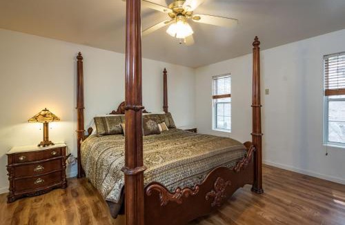 Yosemite West House | Lower Cascades