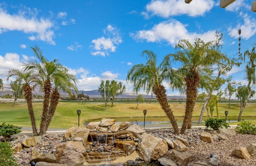 Indio House | Lrg Modern 2 bd 2 ba, on 16th hole Pickle ball, golf, tennis in complex
