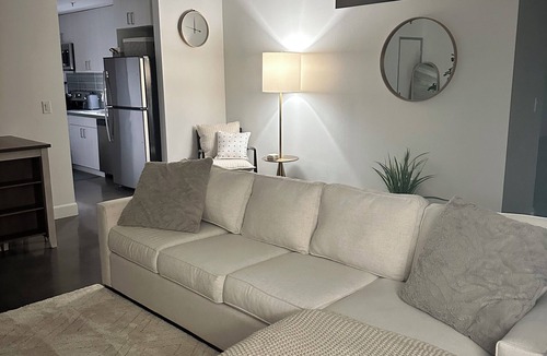 Downtown Sacramento Apartment | Lux Industrial loft in Central Downtown