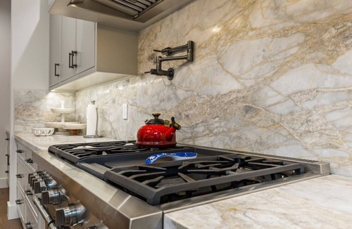 Encino House | Luxurious Encino Gem | Pool, Spa, Cinema & More