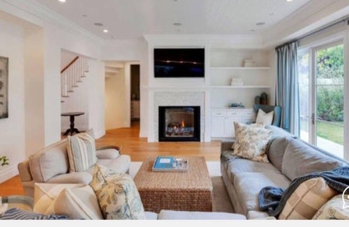 Pacific Palisades House | Luxury Hampton’s Style Palisades Beach House