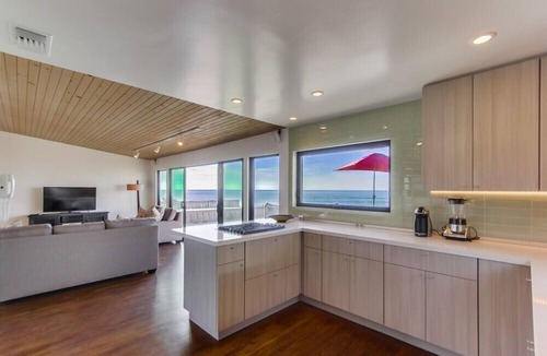 Ocean Beach House | Luxury Oceanfront Home-Overlooking Access to Gorgeous White Sand Beach