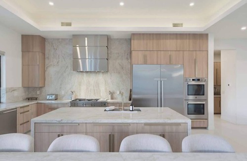 Residential Estates House | Luxury Villa | Pool Spa Gym | Near Marina