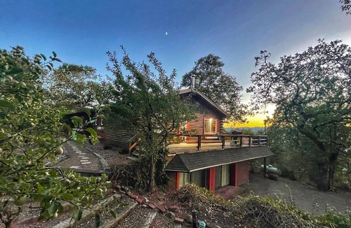 Sonoma Cabin | Majestic Views - Sonoma Plaza/Town Square