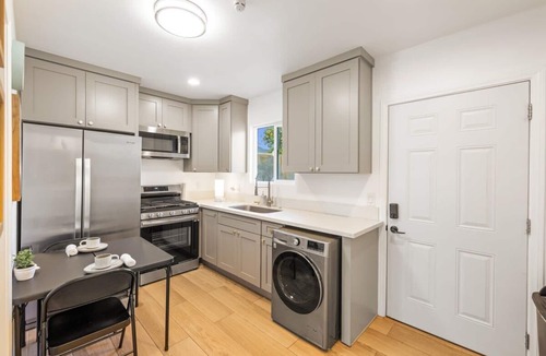 Ontario Cottage | @marbella Lane - Serenity Escape Haven 2BR