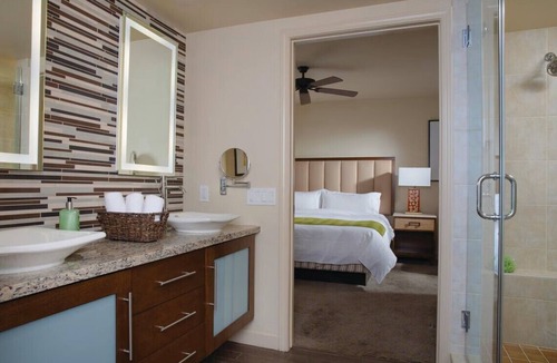 Palm Desert Hotel | Marriott Shadow Ridge 2 bedroom suite COACHELLA STAGECOACH