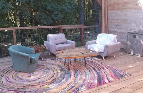 Nevada City Cabin | Marvelous 6-bedroom lodge in welcoming Nevada City,6000 square ft Geronimo Lodge