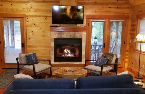 McKenzie Bridge Cabin | Mckenzie River Cabin at The Log Cabin Inn