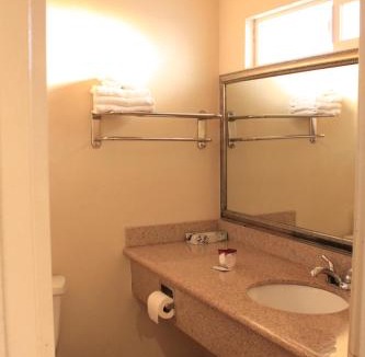 Sun City Hotel | Menifee Inn