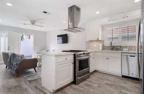 Crown Point House | Mermaid Cove: Your private Pacific Beach Oasis!
