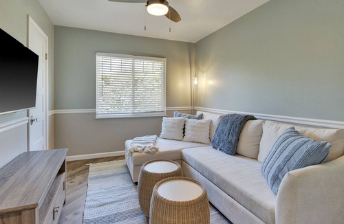 West Mesa House | Mesa Cottage | Outdoor Patio with BBQ and Cozy Firepit
