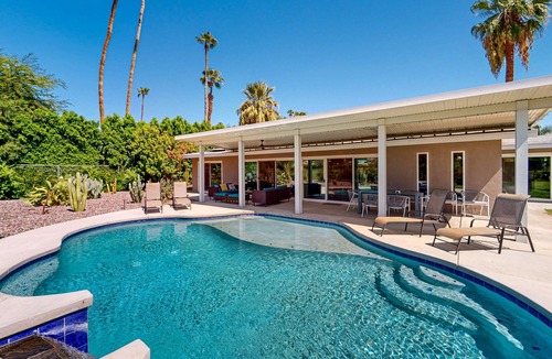 Palm Springs House | Mid-century modern retreat with pool/spa & firepit - golf & mtn views