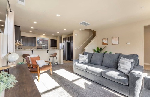 Old Southwest Apartment | MidTown Hideaway Fire Pit and King Beds