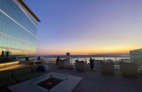East Village Apartment | Minutes away Petco Park Gaslamp