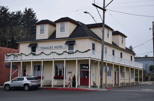 Tomales Hotel | Minutes to Dillon Beach, Tomales Bay & Point Reyes—Coastal Days, Peaceful Nights