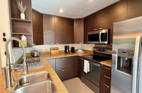 Hillcrest Condo | Modern 2BR Condo Near Downtown San Diego