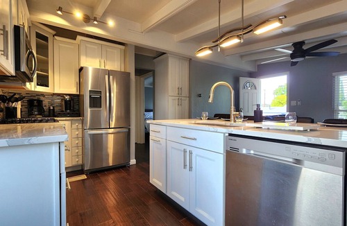 Sacramento Apartment | Modern Apartment Near Downtown Sac