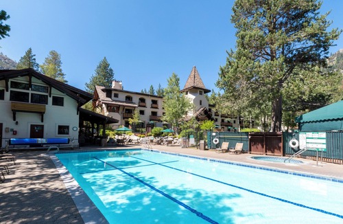Olympic Valley Hotel | Modern Cozy Getaway with Scenic Alpine Views | 4 Units
