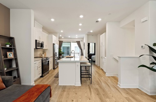 Chula Vista House | Modern Family Townhome: 4BR/44BA Pool & EV Charger