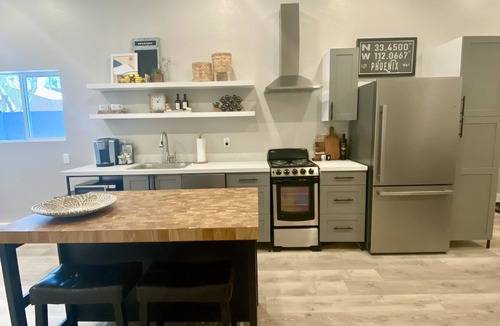 Roadrunner Estates East House | Modern Guest House in Great Central Location!