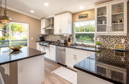 Cardiff-by-the-Sea House | Montgomery "South" - Ocean views with a short walk everywhere with beach gear!