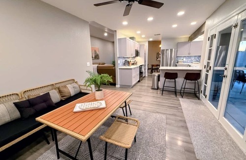 North Mountain House | Moon Valley Golf | Heated Pool, Sleeps 8, Firepit