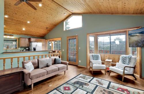 Upper Moonridge House | Moonridge Treehouse #2570