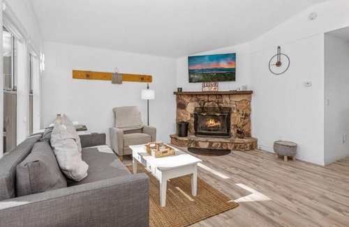 Big Bear Lake House | Moonridge Vibes