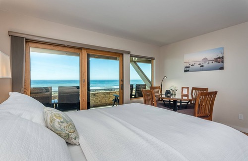 San Simeon Hotel | Moonstone Landing