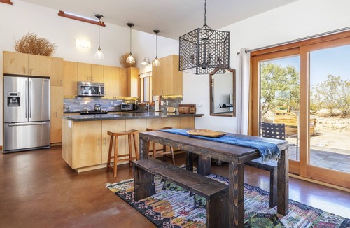 Joshua Tree House | Moonview Modern Hot Tub, Bbq & Private Pool 2 Bedroom Home by RedAwning
