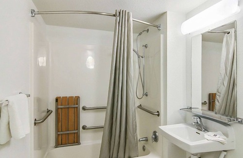 Buellton Hotel | Motel 6 Buellton, CA - Solvang Area