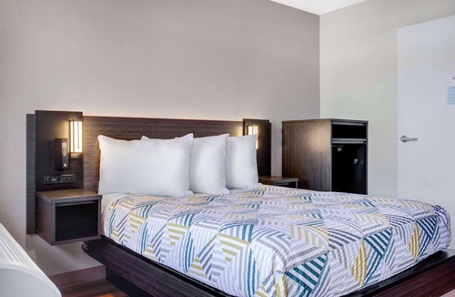 Carson City Hotel | Motel 6 Carson City, NV