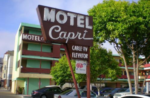 Cow Hollow Hotel | Motel Capri