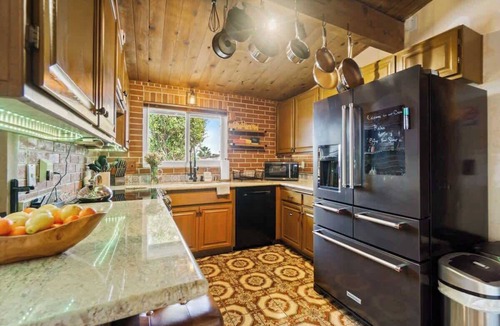 Lemon Grove House | Mountain Majesty 2 BR Home with AC, BBQ, Parking, and View