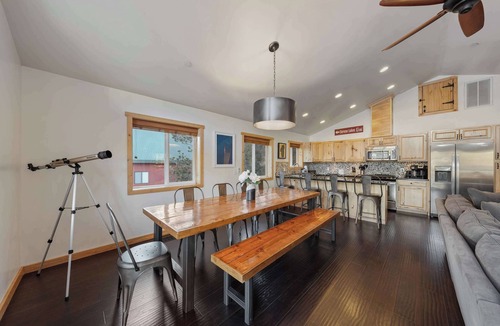 Serene Lakes House | Mountain Retreat | Canoe | Fireplace | Views