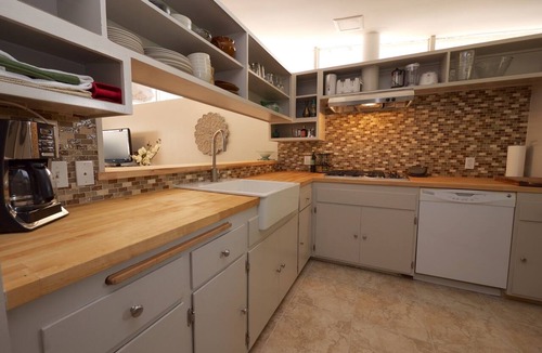 North Arroyo Condo | Mountain view condo unit in Angeles Forest Foothills – Near Old Town Pasadena