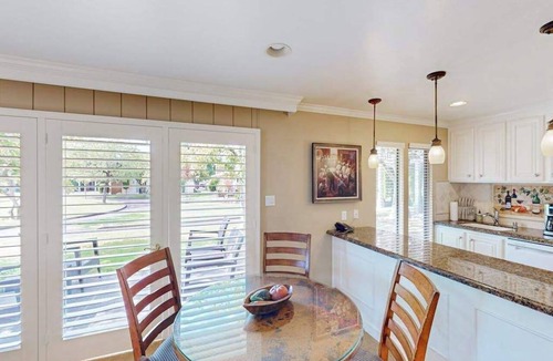 Napa Condo | Napa Silverado One-Bedroom Condo with Pool Access