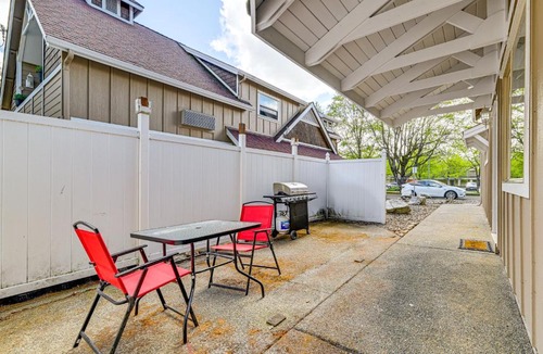 Cave Junction House | Near Oregon Caves: 2-Studio Retreat w/Game Room!